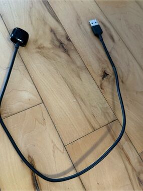 Fitbit sense or versa charger